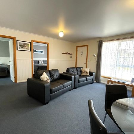 Castaway Holiday Apartments Strahan Εξωτερικό φωτογραφία
