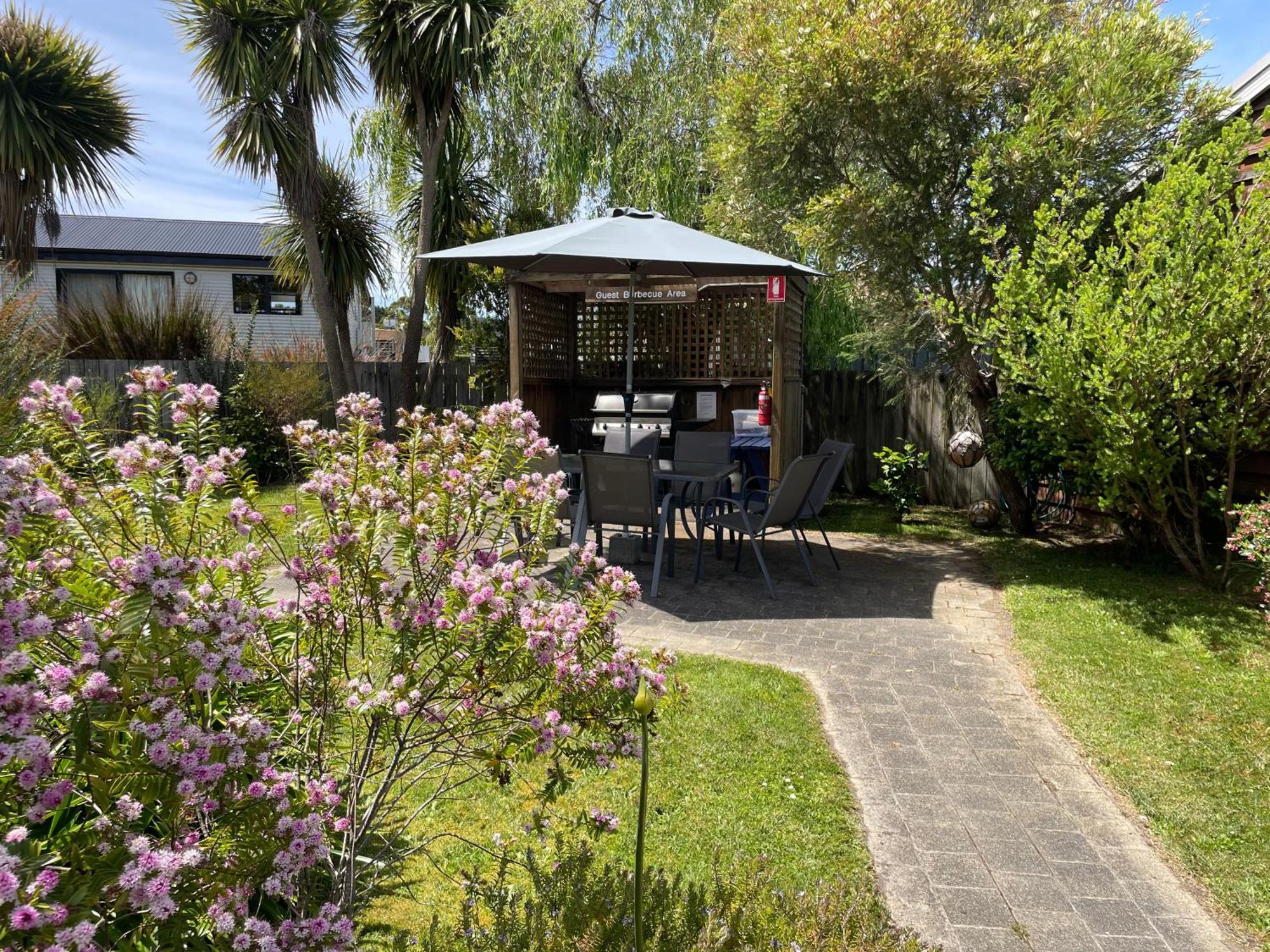 Castaway Holiday Apartments Strahan Εξωτερικό φωτογραφία