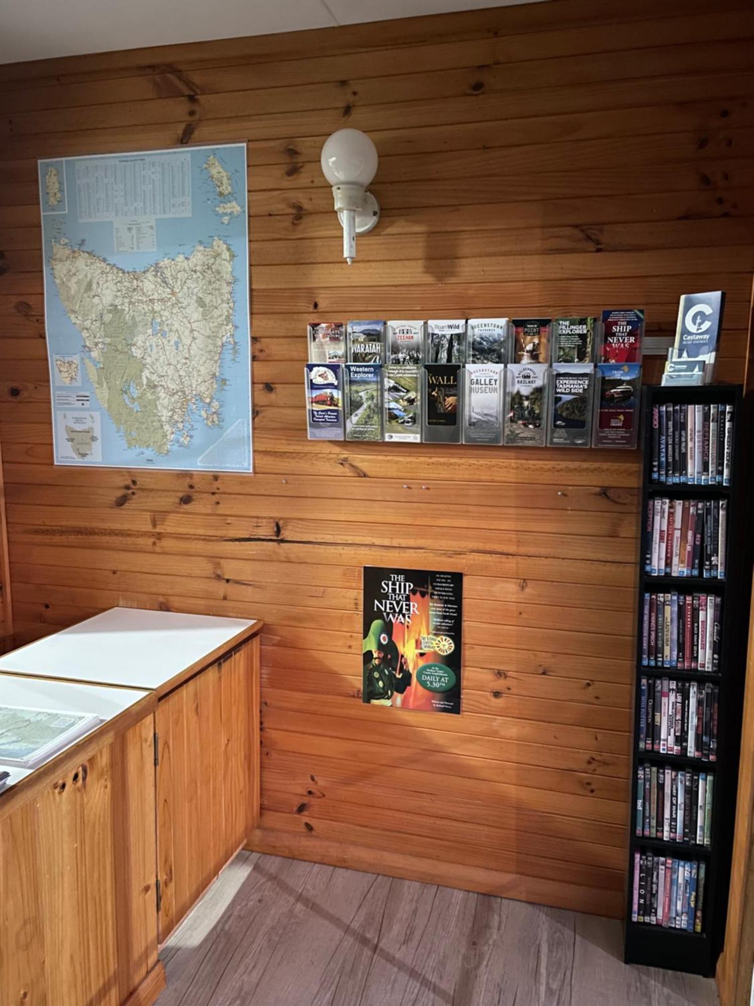 Castaway Holiday Apartments Strahan Εξωτερικό φωτογραφία